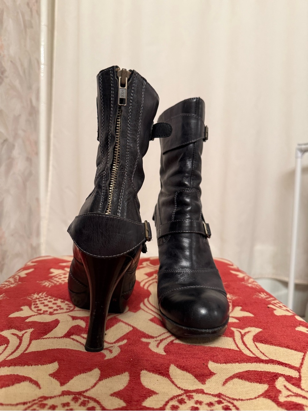 Black Women's High-Heel Leather Ankle Boots - Picture 3 of 6